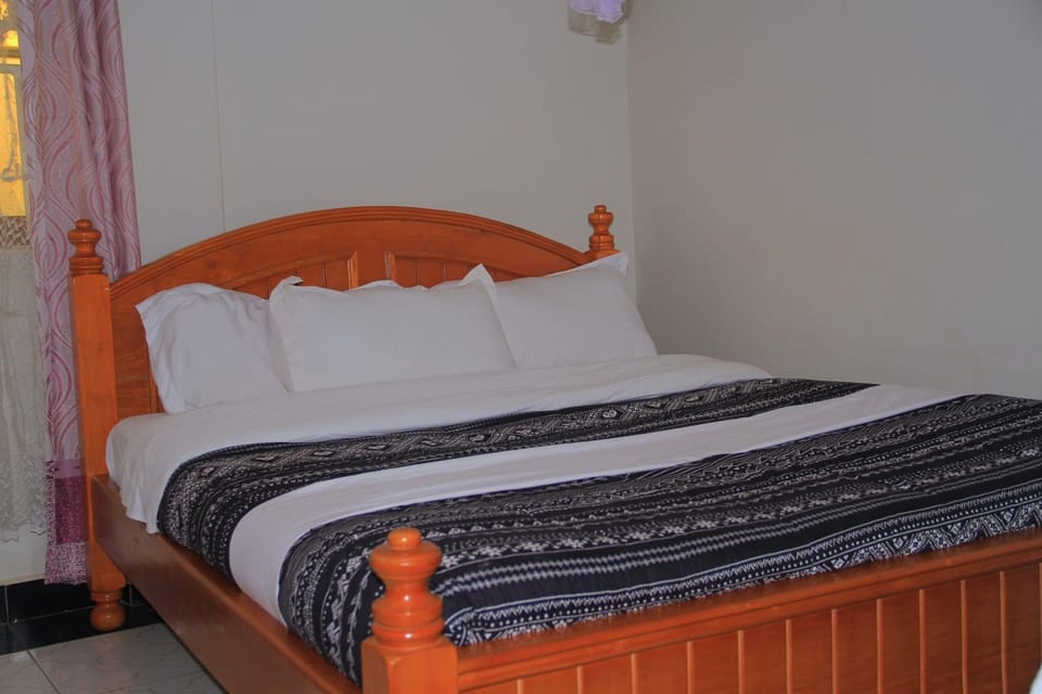 Deluxe Single Room | Free WiFi