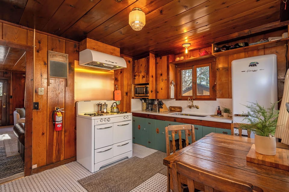 Retro Kitchen