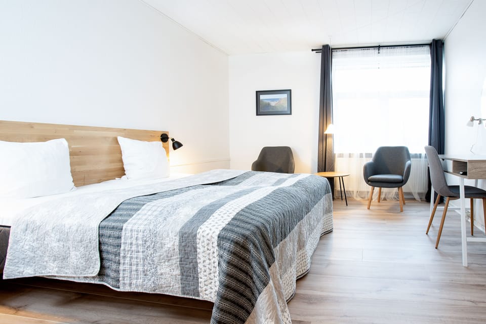 Standard Room | Desk, blackout drapes, free WiFi, bed sheets