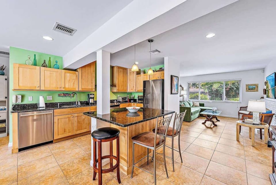 6-KitchenandDining2