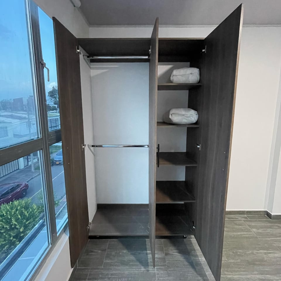Superior Triple Room | Premium bedding, laptop workspace, free WiFi, bed sheets