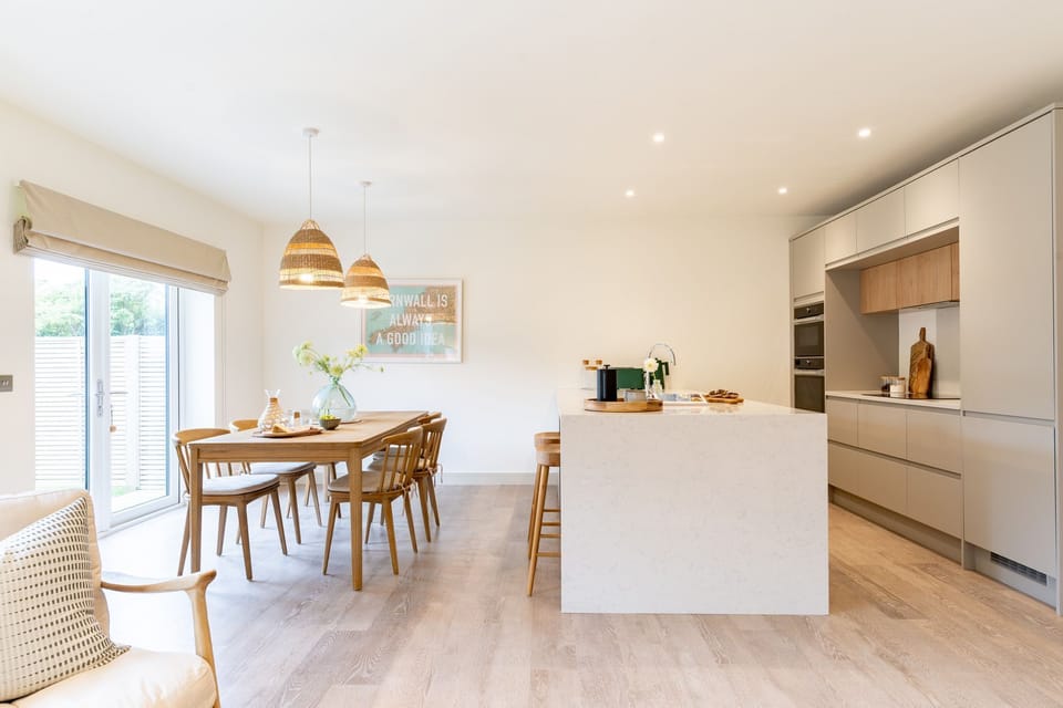 Living room at 1 Hedgerows, Watergate Bay, Cornwall, self catering with Beach Retreats.