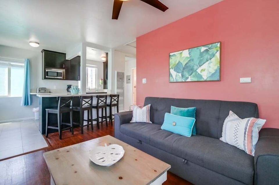 Condo, Multiple Beds, Patio, City View | Living area | 40-inch TV with digital channels