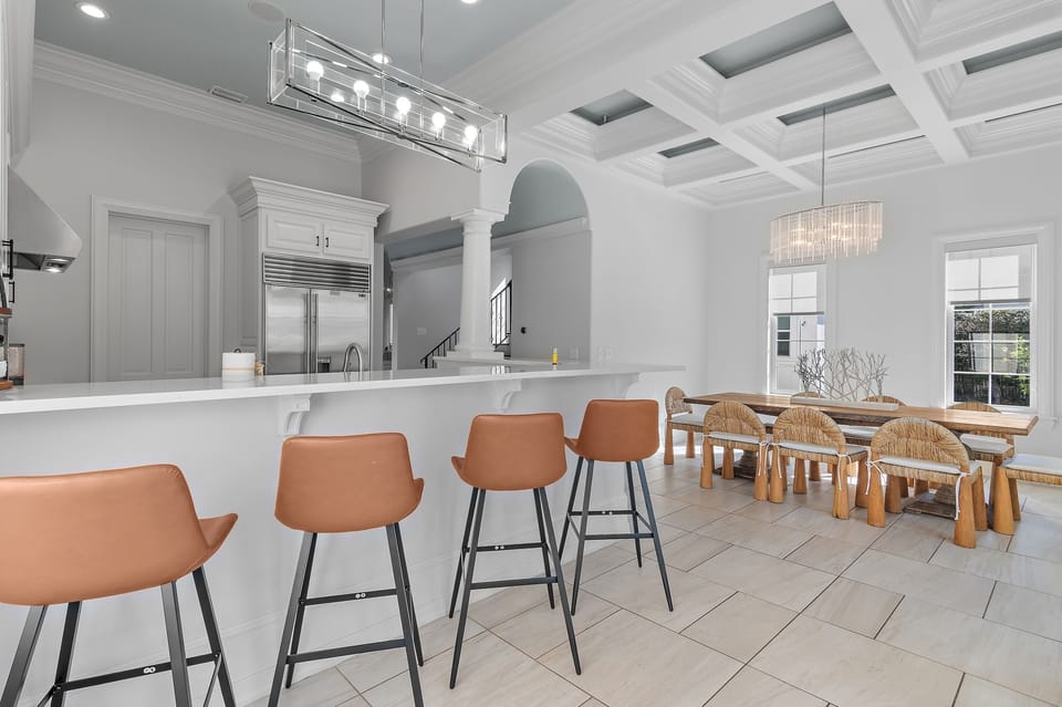 The Blue Pearl - Blue Mountain Beach - First Floor - Kitchen/Dining Area