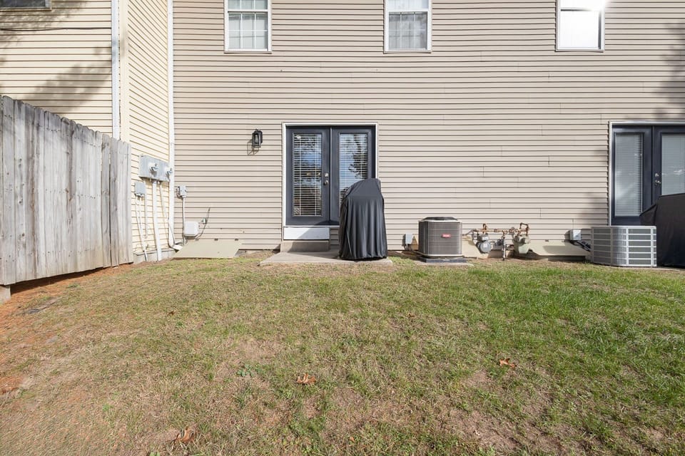 Enough green space to hang out and grill.