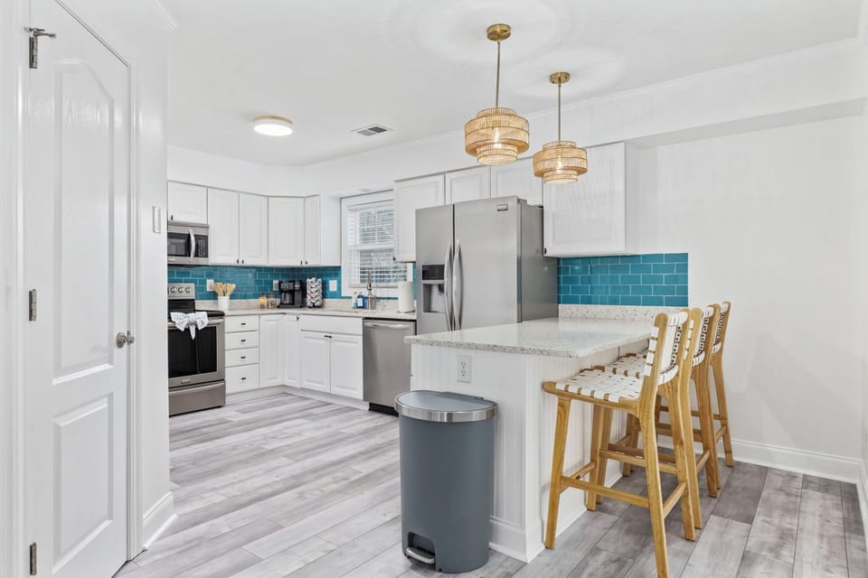 Beautiful, fully equipped kitchen