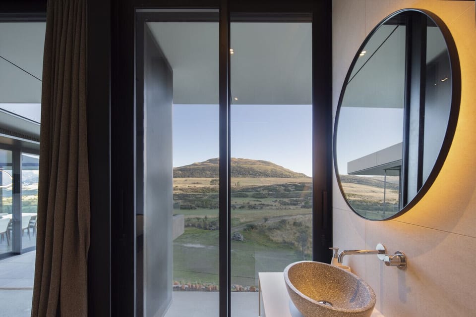 bathroom 4