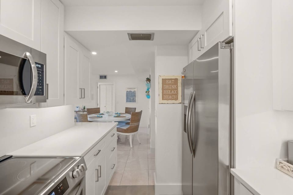 New updated kitchen with stainless steel appliances!