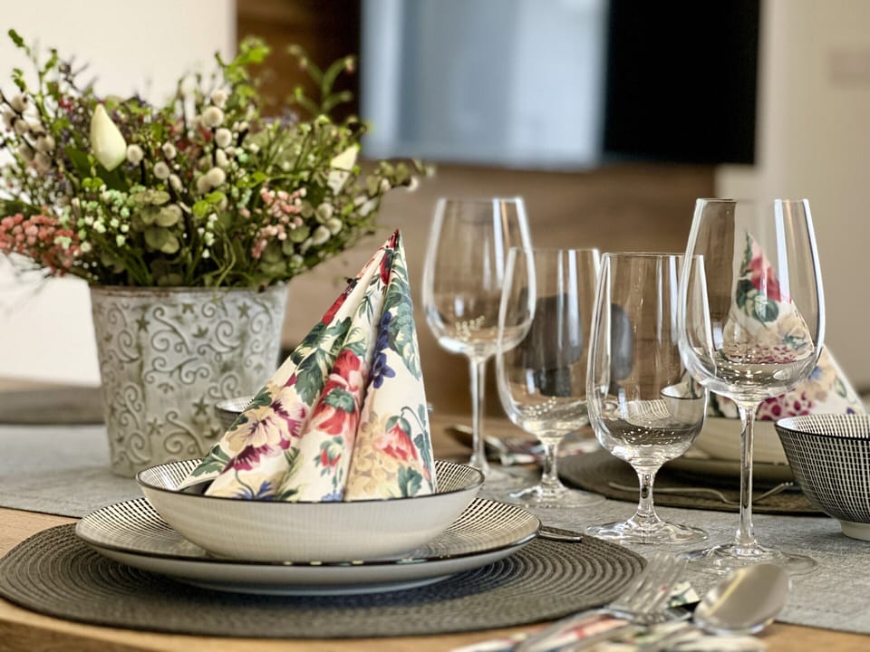 Apartment | Dining