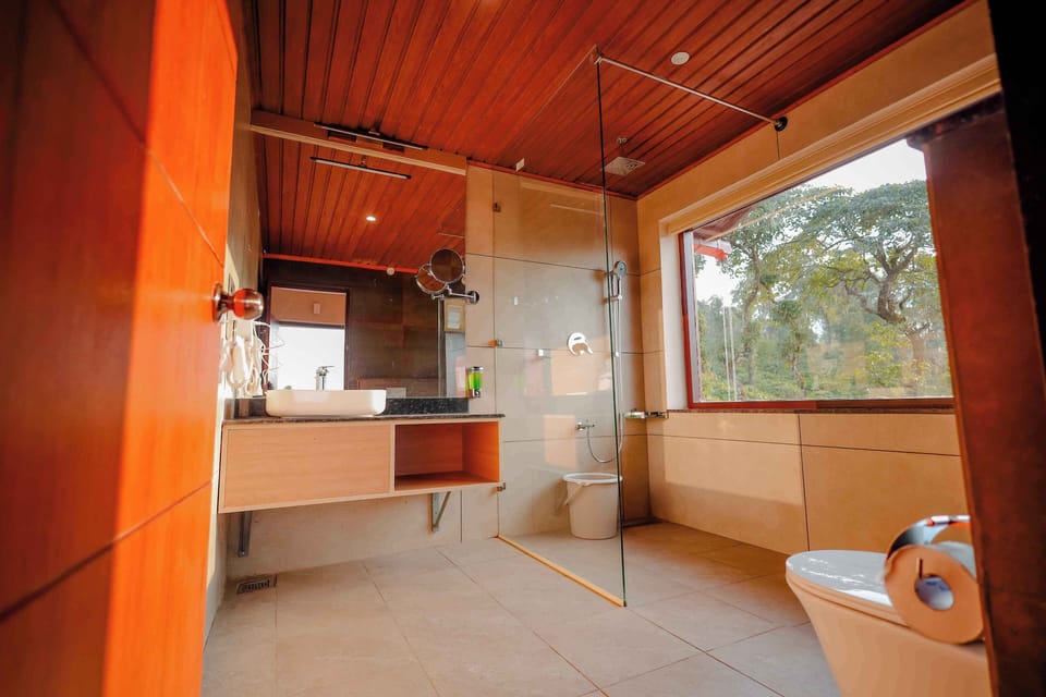 Double or Twin Room | Bathroom | Shower