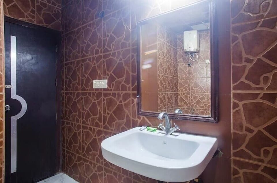 Towels, soap, toilet paper