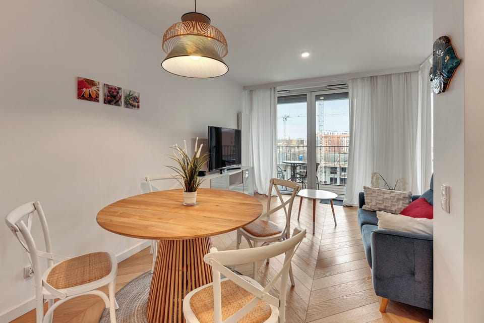 Deluxe Apartment | In-room dining