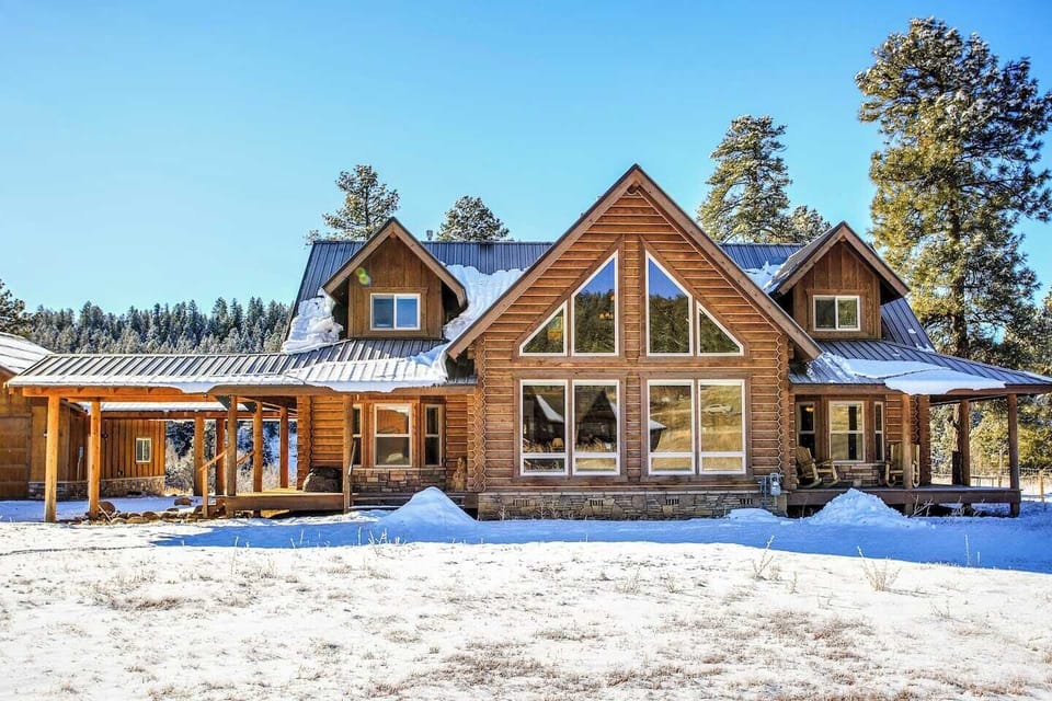 Bear Paw Mountain Cabin,  full wrap around porch