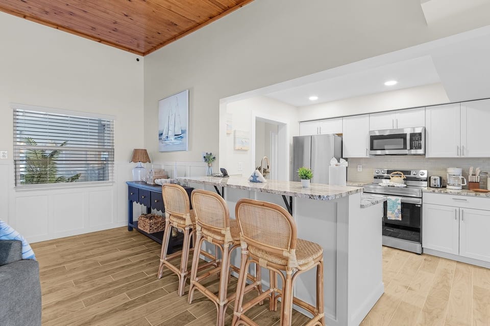 House, 3 Bedrooms | Private kitchen | Coffee/tea maker, fridge, oven, toaster