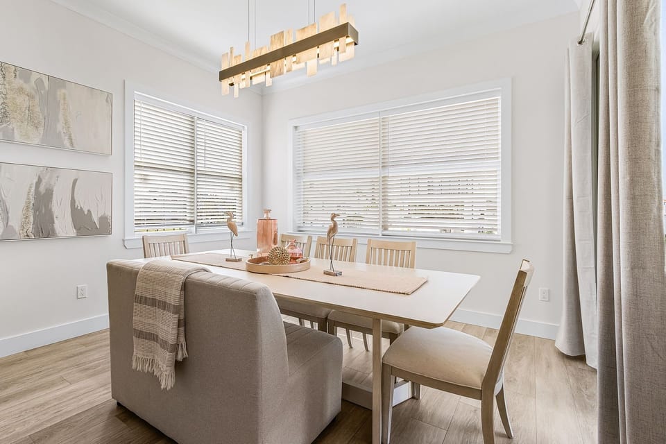 House, 6 Bedrooms | Dining