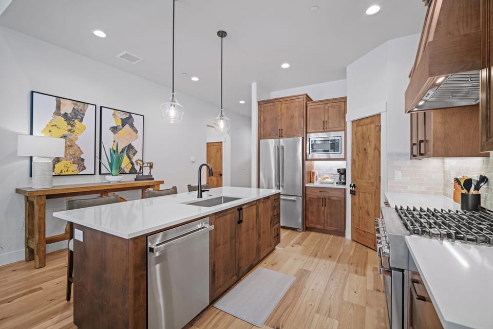 18184 Forestbrook-10