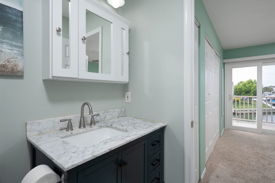 Hall Bath Level 2
