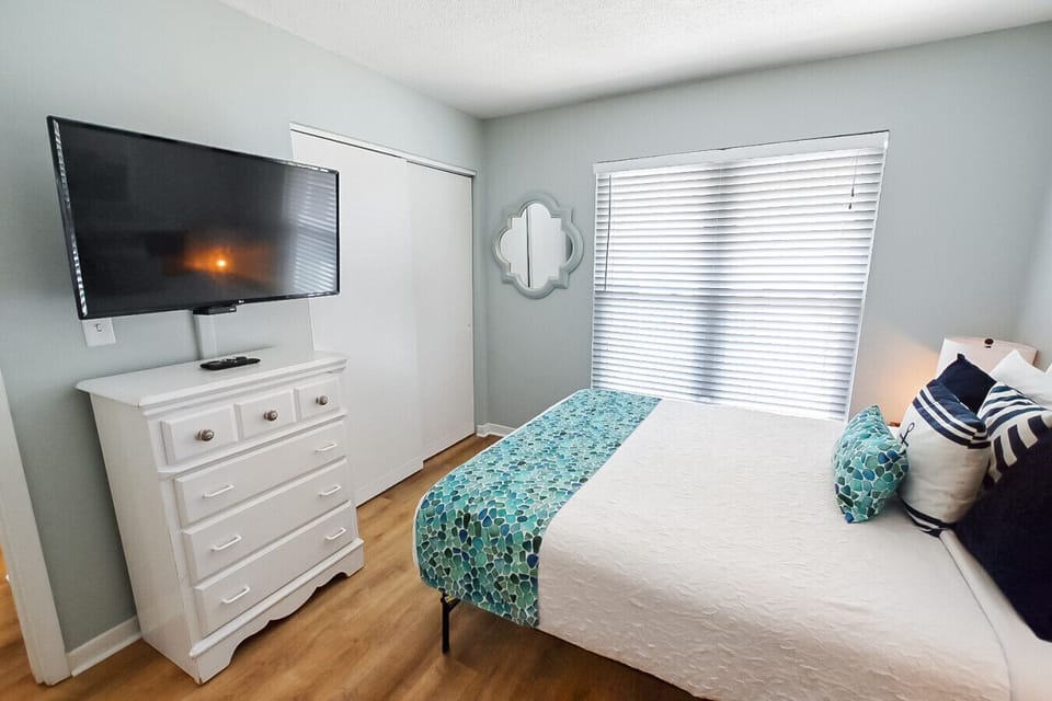 Second Bedroom Queen Bed