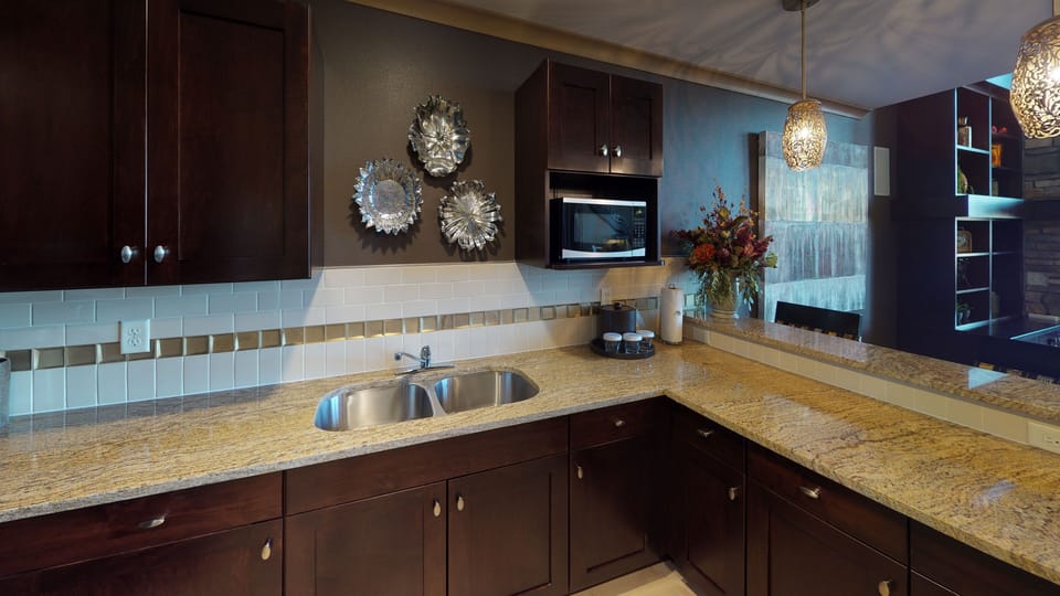 Presidential Suite | Premium bedding, pillowtop beds, in-room safe, desk