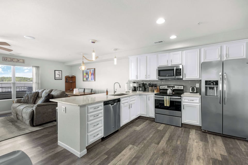 Prepare your favorite meals in the full kitchen 