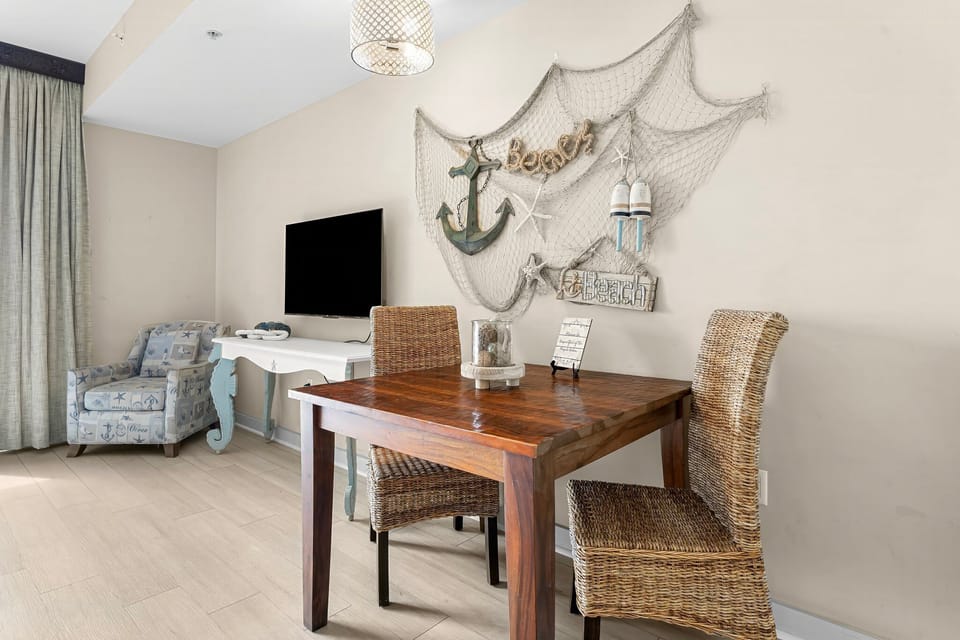 8-15100 Front Beach Rd 1220-5