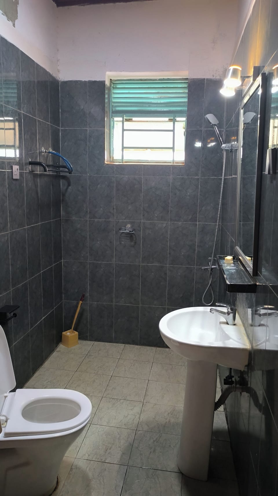 Standard Single Room, City View | Bathroom