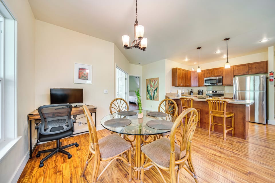Dining Area | Desk w/ Monitor | Free WiFi