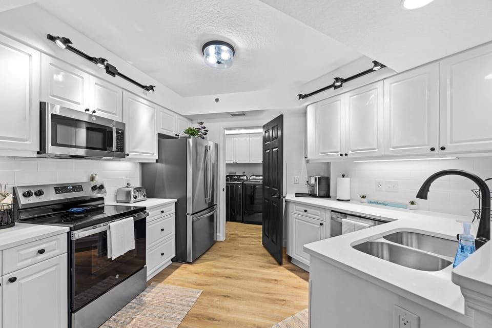 Fully equipped kitchen