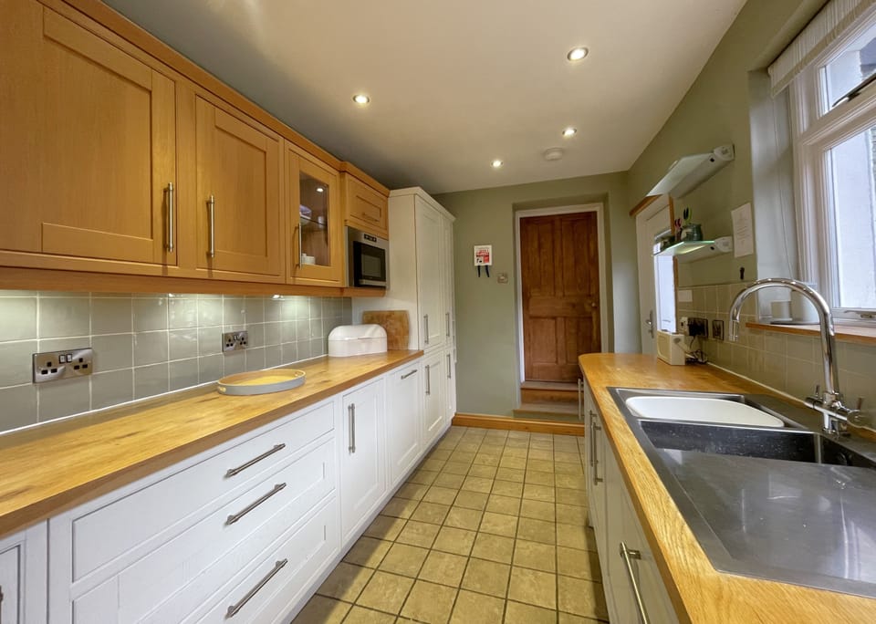 The galley style kitchen is perfect for cooking up a storm!