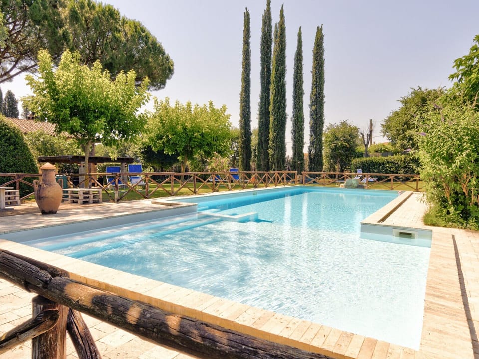 Holiday Home Swimming Pool