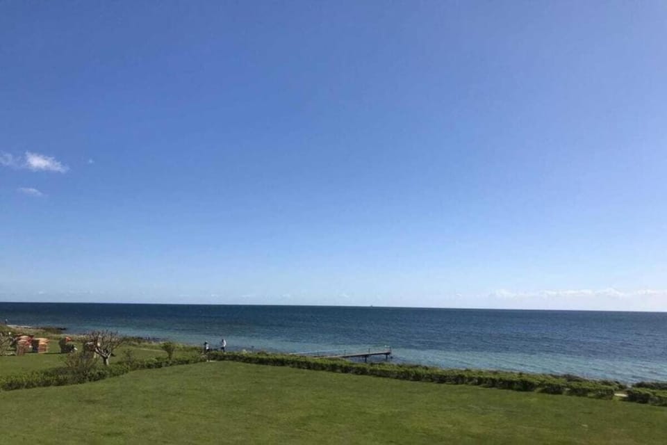 Region [summer] (>5 km)