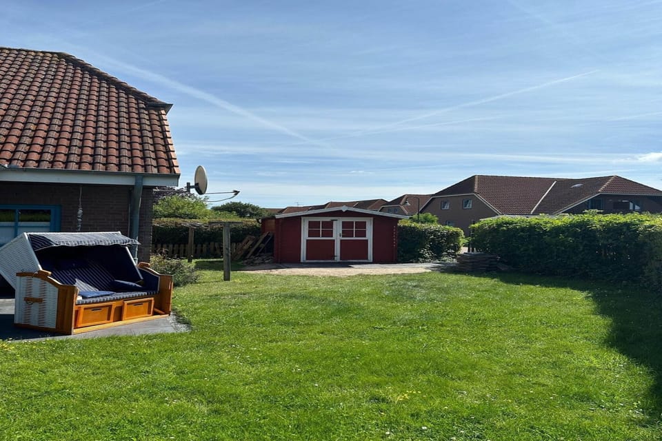 Holiday Home Exterior [summer]