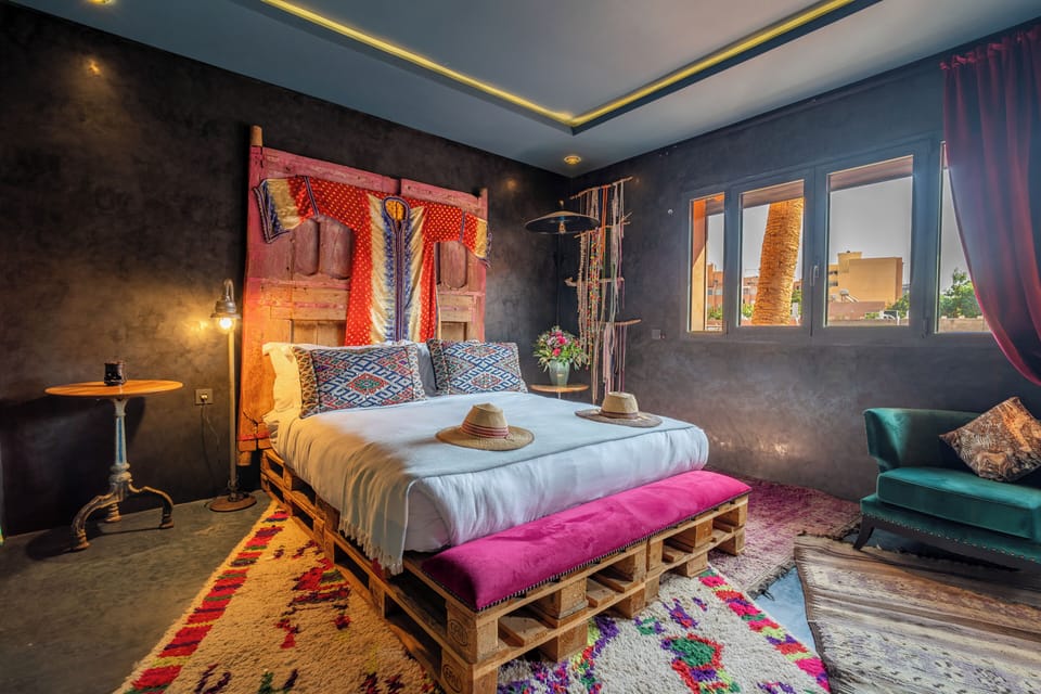 Signature Room | Premium bedding, Select Comfort beds, in-room safe