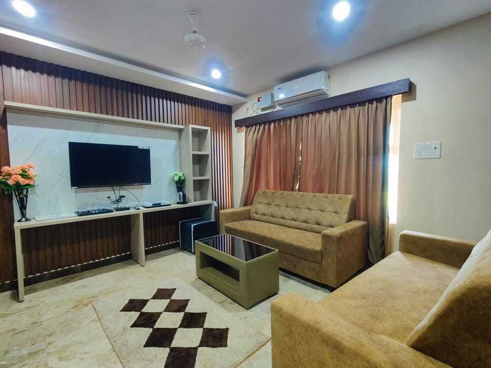 Elite Suite, Sea View | Living area