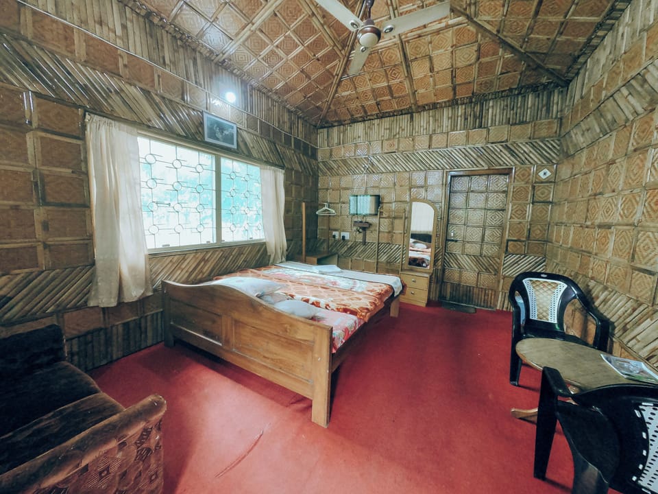 Superior Double Room | Premium bedding, desk, laptop workspace, iron/ironing board