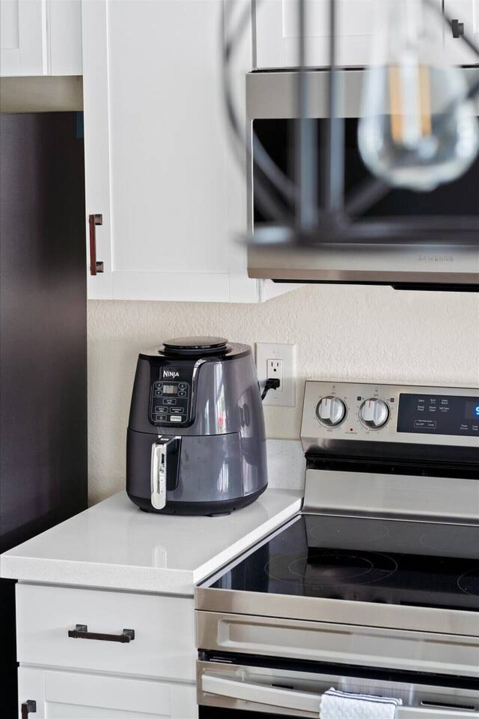 Full-equipped kitchen for your convenience!