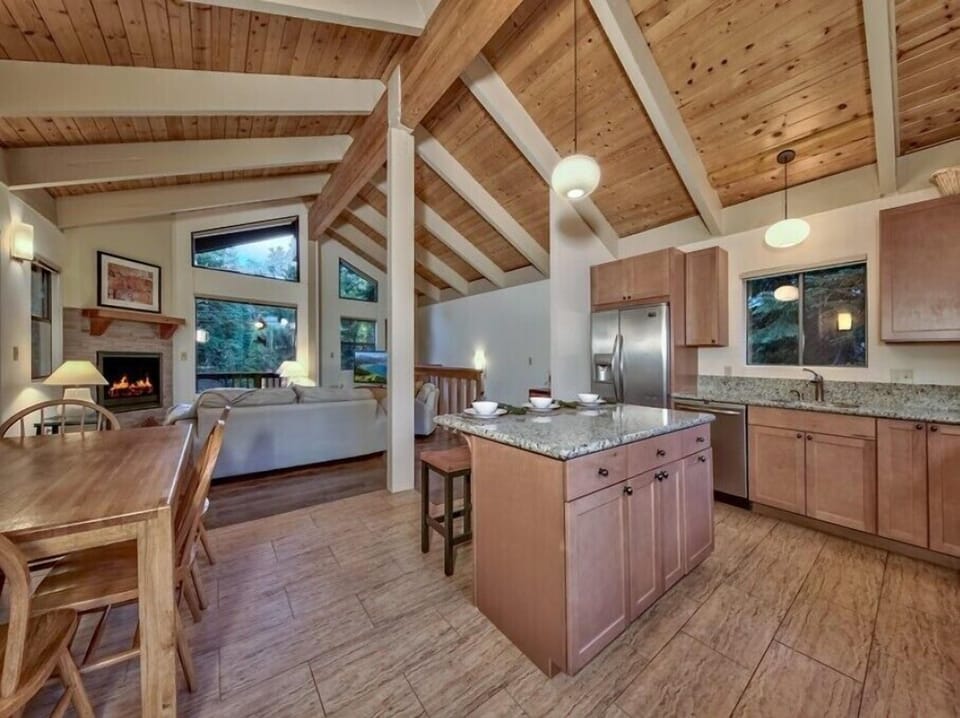 Kitchen - Dining