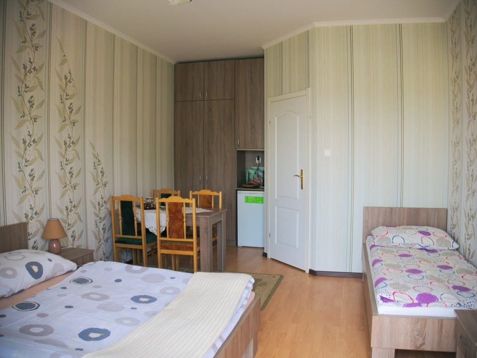 Triple Room | Free WiFi