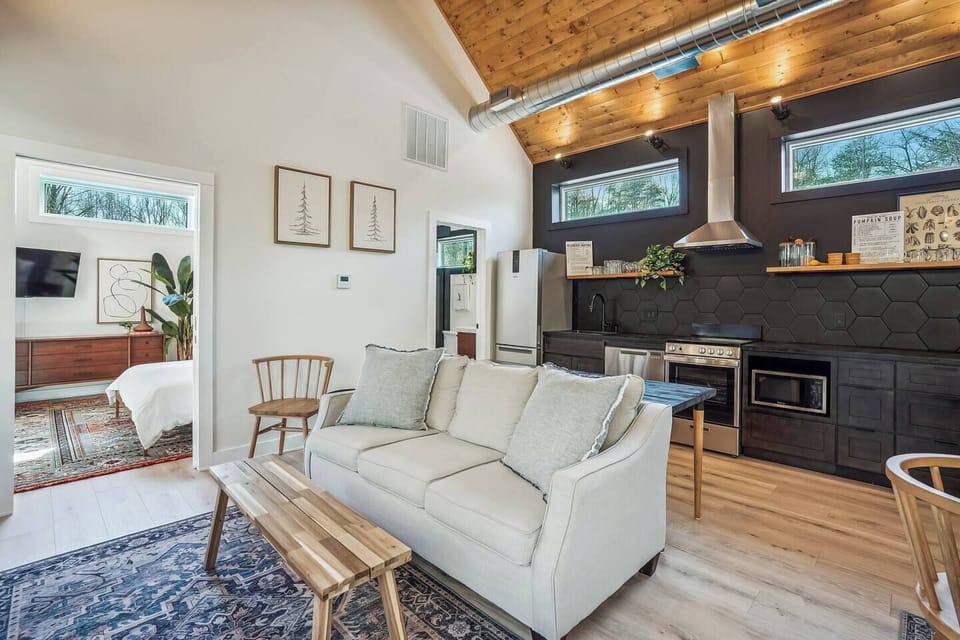 Living Room, Kitchen