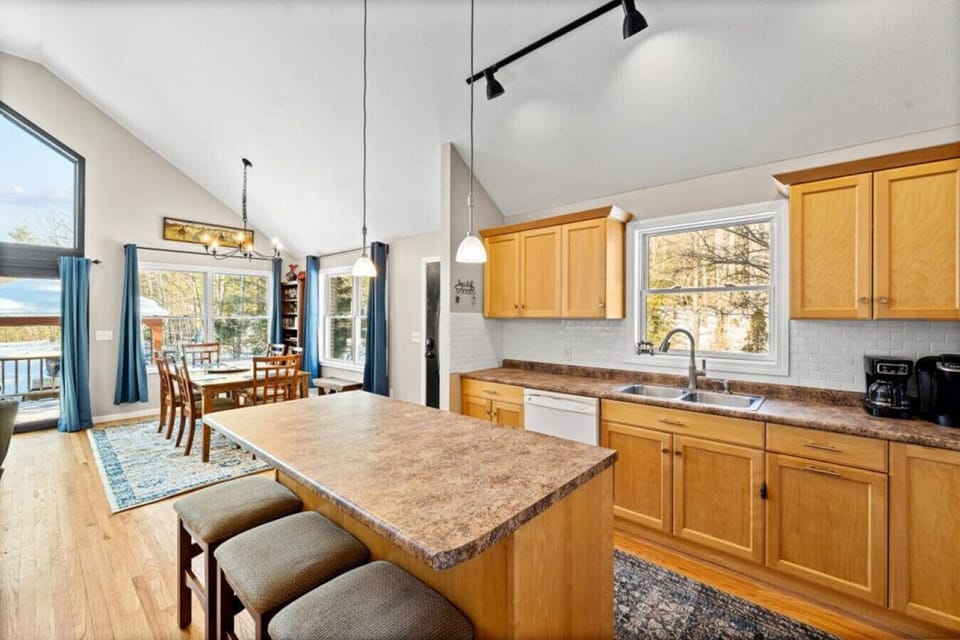 Kitchen island