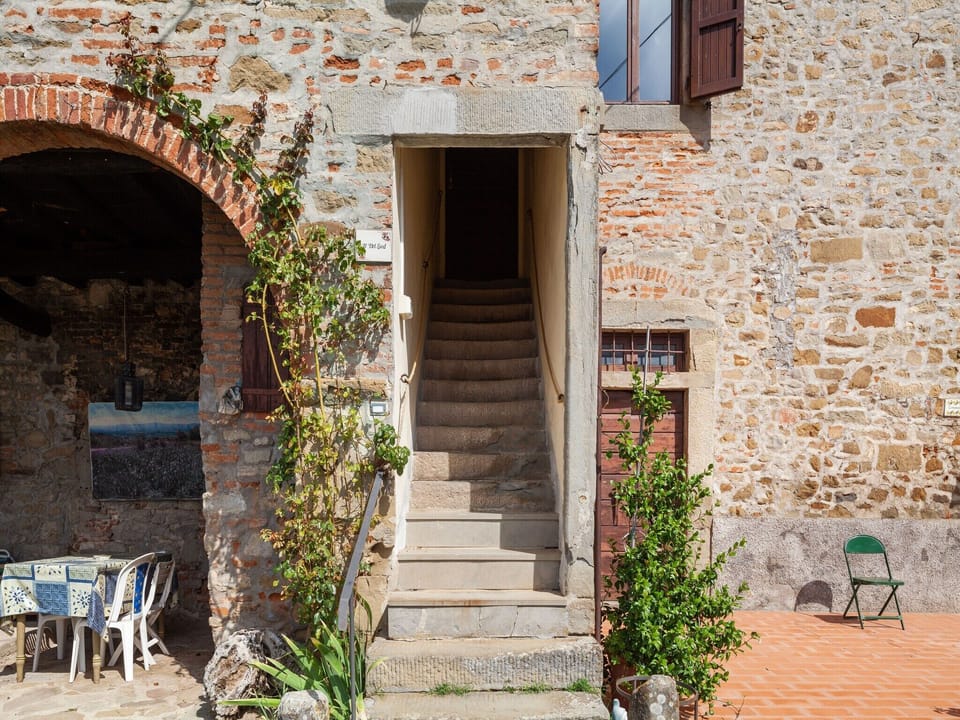 Entrance / Reception
