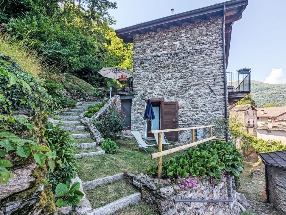 House, Cottage, Rural Area, Slope, Village, Stone Wall, Mountain Village, Stairs, Farmhouse, Balcony
