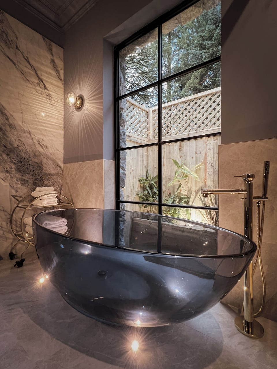 Urisk Hollow | Bathroom | Hair dryer, bathrobes, slippers, towels