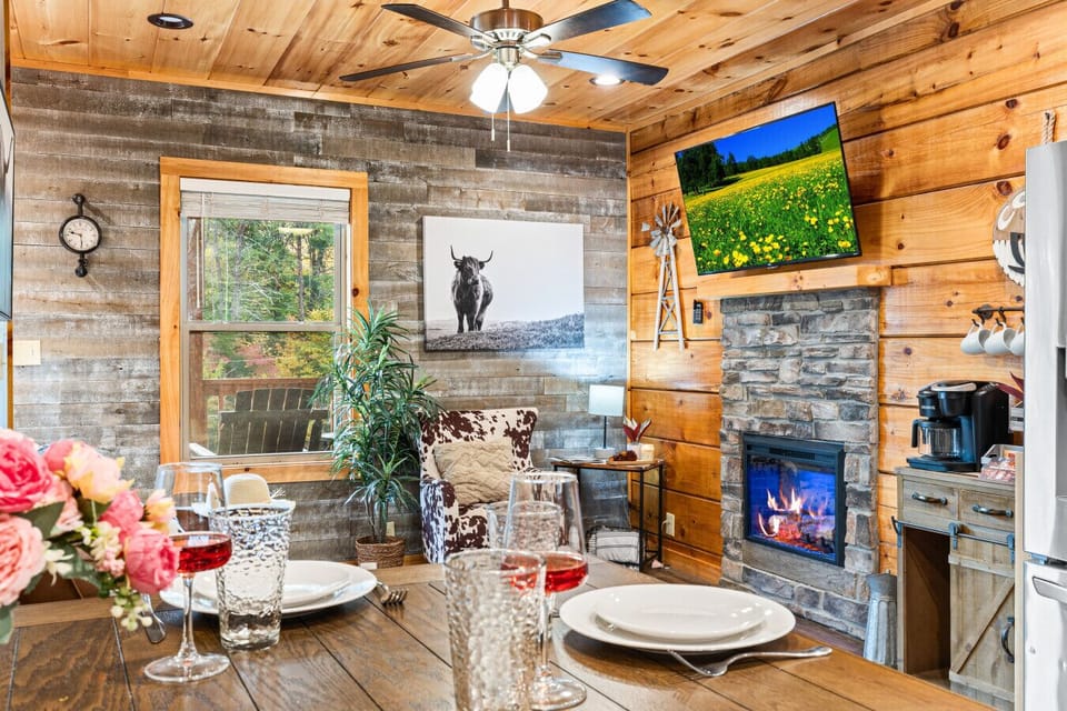 Romantic dinners by the fire—just add your favorite wine.