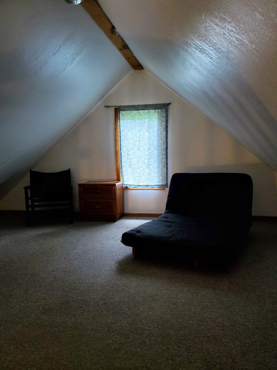 "Lake House" Loft area for blowup beds, sleeping bags or just all your stuff