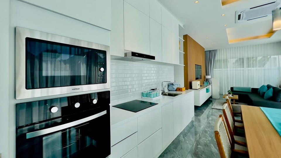 Luxury Villa, 3 Bedrooms, Private Pool, Hill View | Private kitchen | Electric kettle