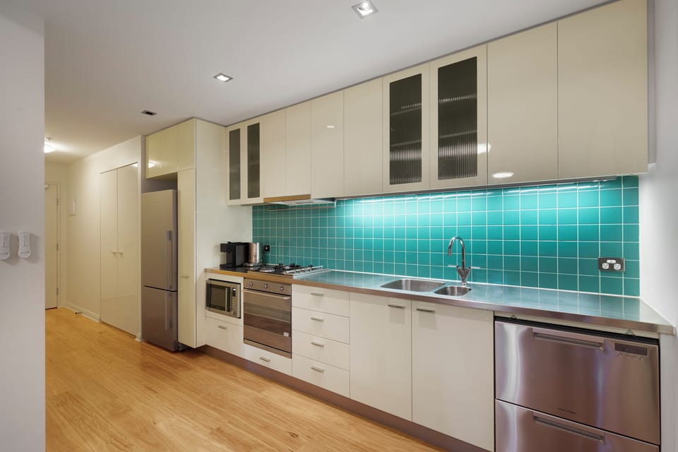 Full Kitchen