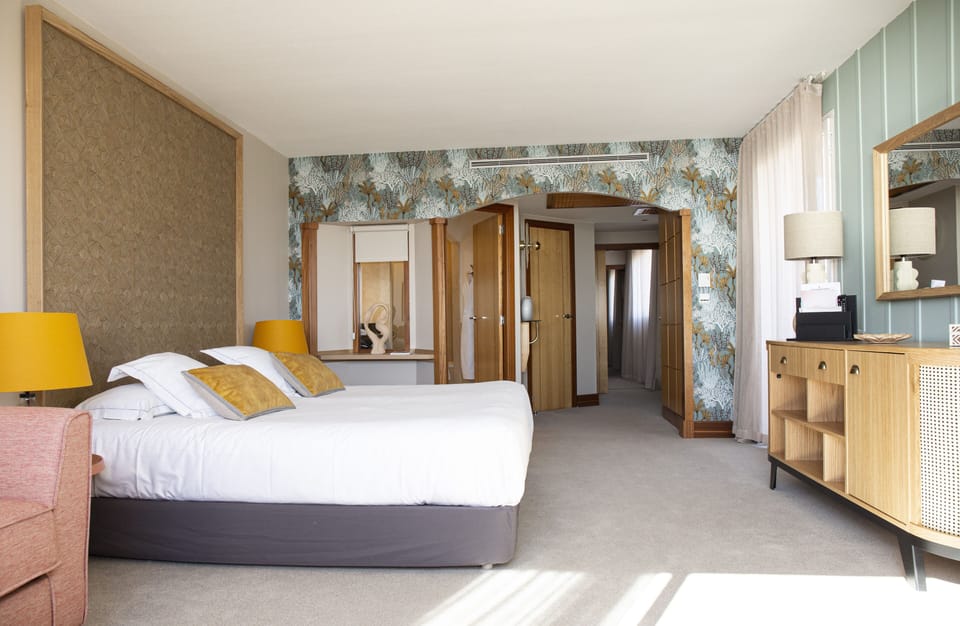1 bedroom, premium bedding, Select Comfort beds, minibar