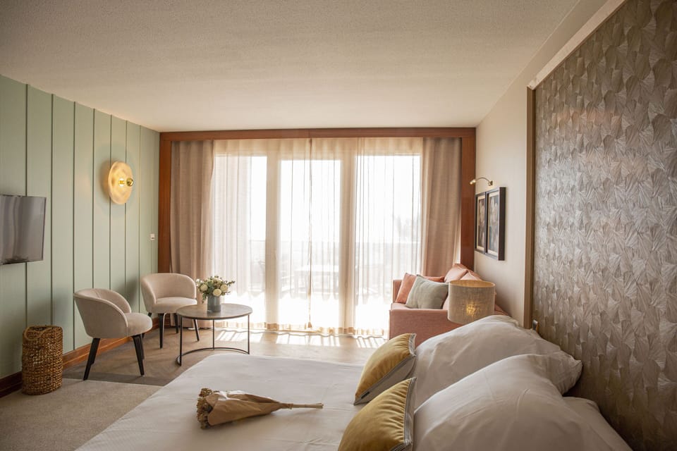 1 bedroom, premium bedding, Select Comfort beds, minibar