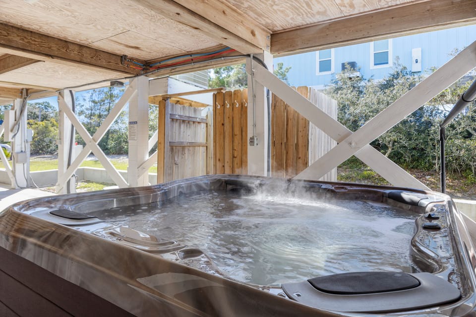 Private Bullfrog hot tub